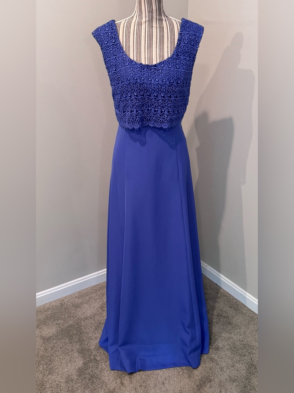 Vintage Y2K Alyce Designs Blue Lace Floral Maxi Open Back Sz 16